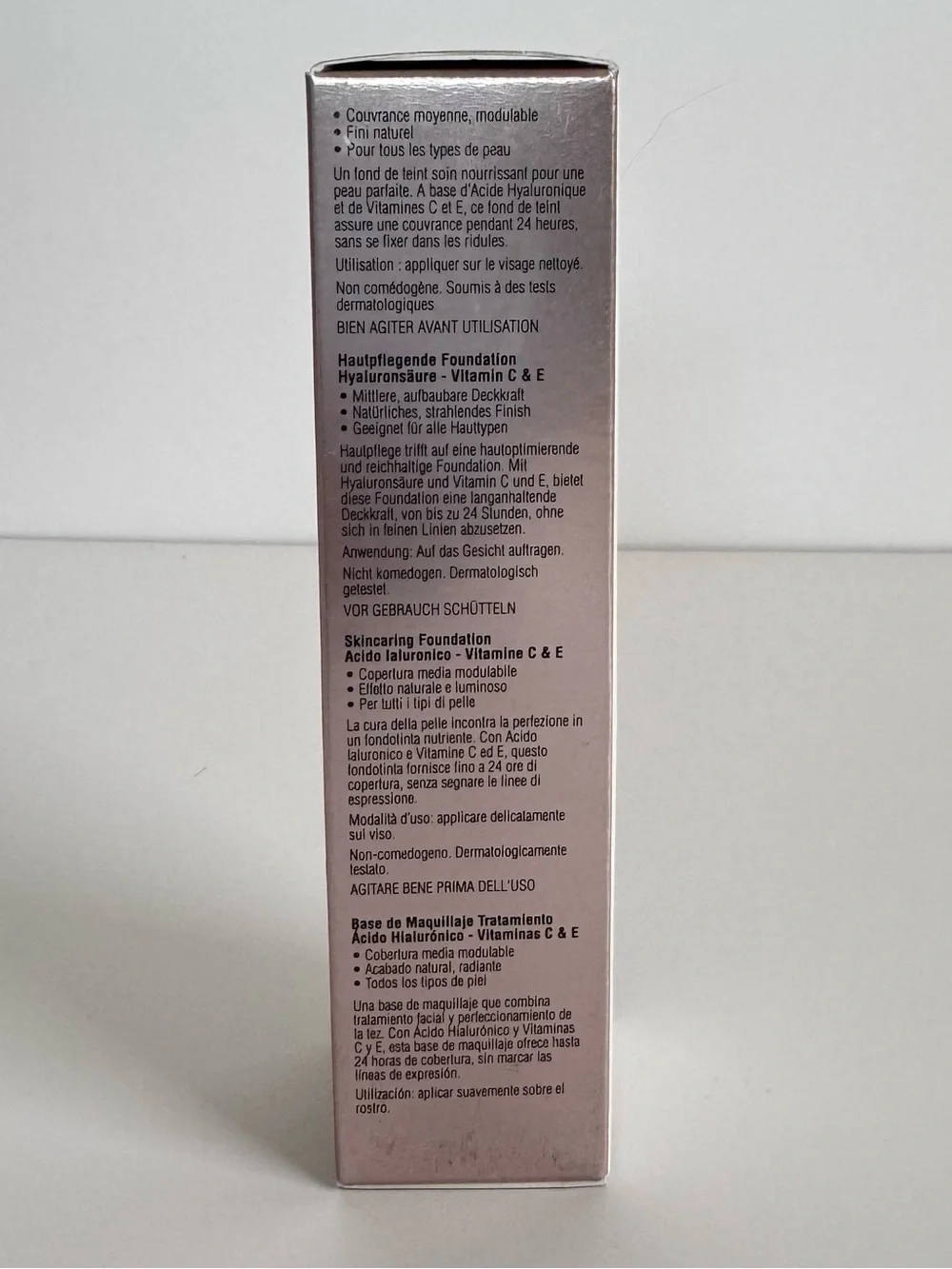 Elizabeth Arden Flawless Finish Skincaring Foundation 520W 30mL / 1 oz NIB